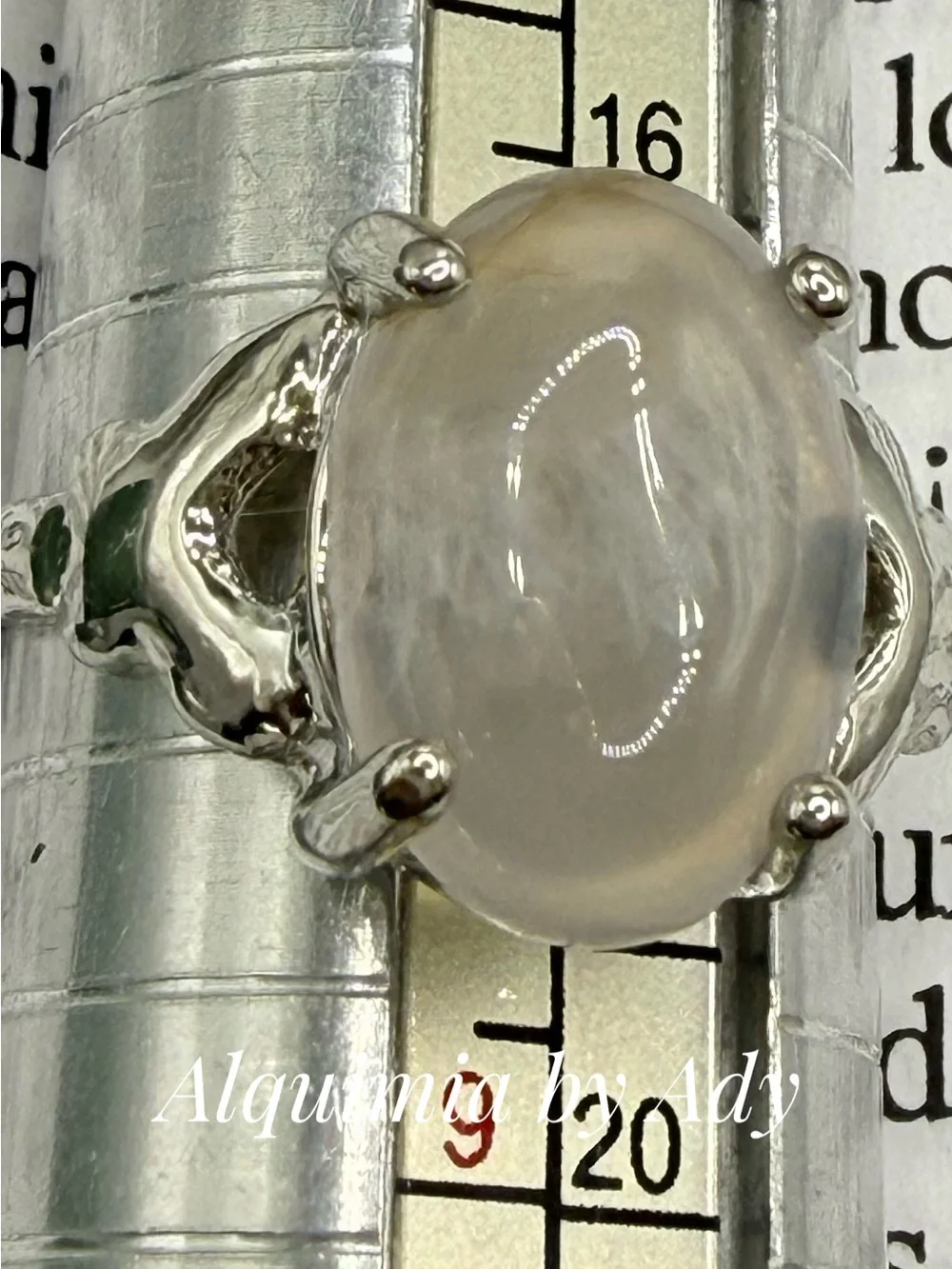 Agate Cabochon Silver Ring - Cream